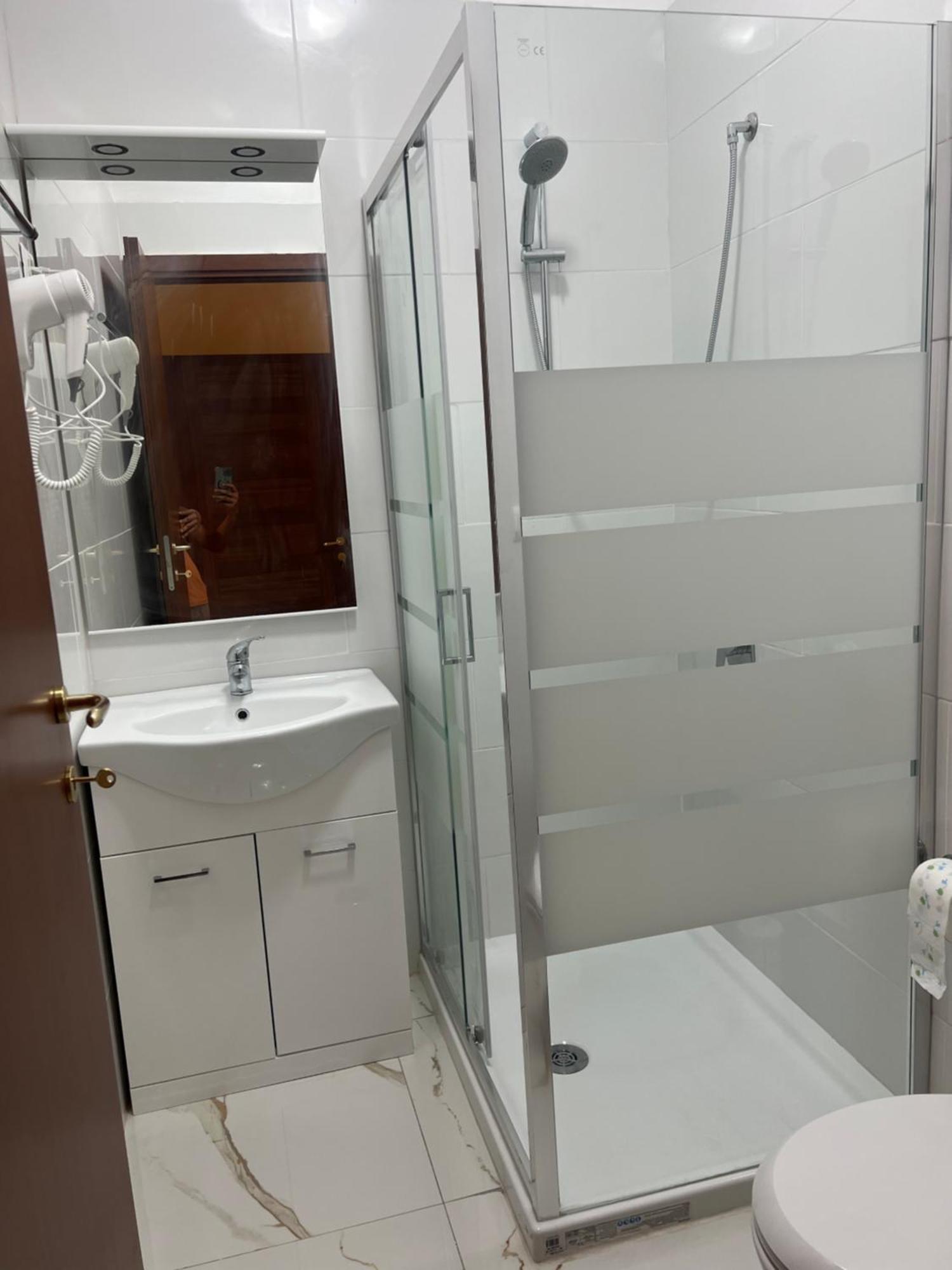 Termini Gioberti Bed & Breakfast Рим Екстериор снимка